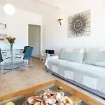 شقة Charming With Sea Views *